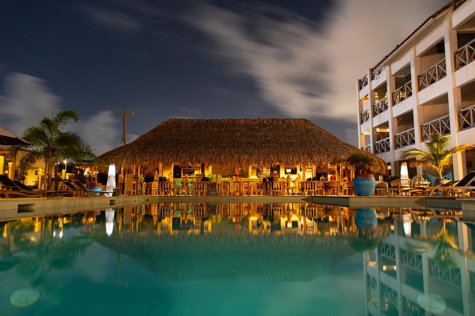 Bloozz Resort Bonaire Kralendijk  Exterior photo